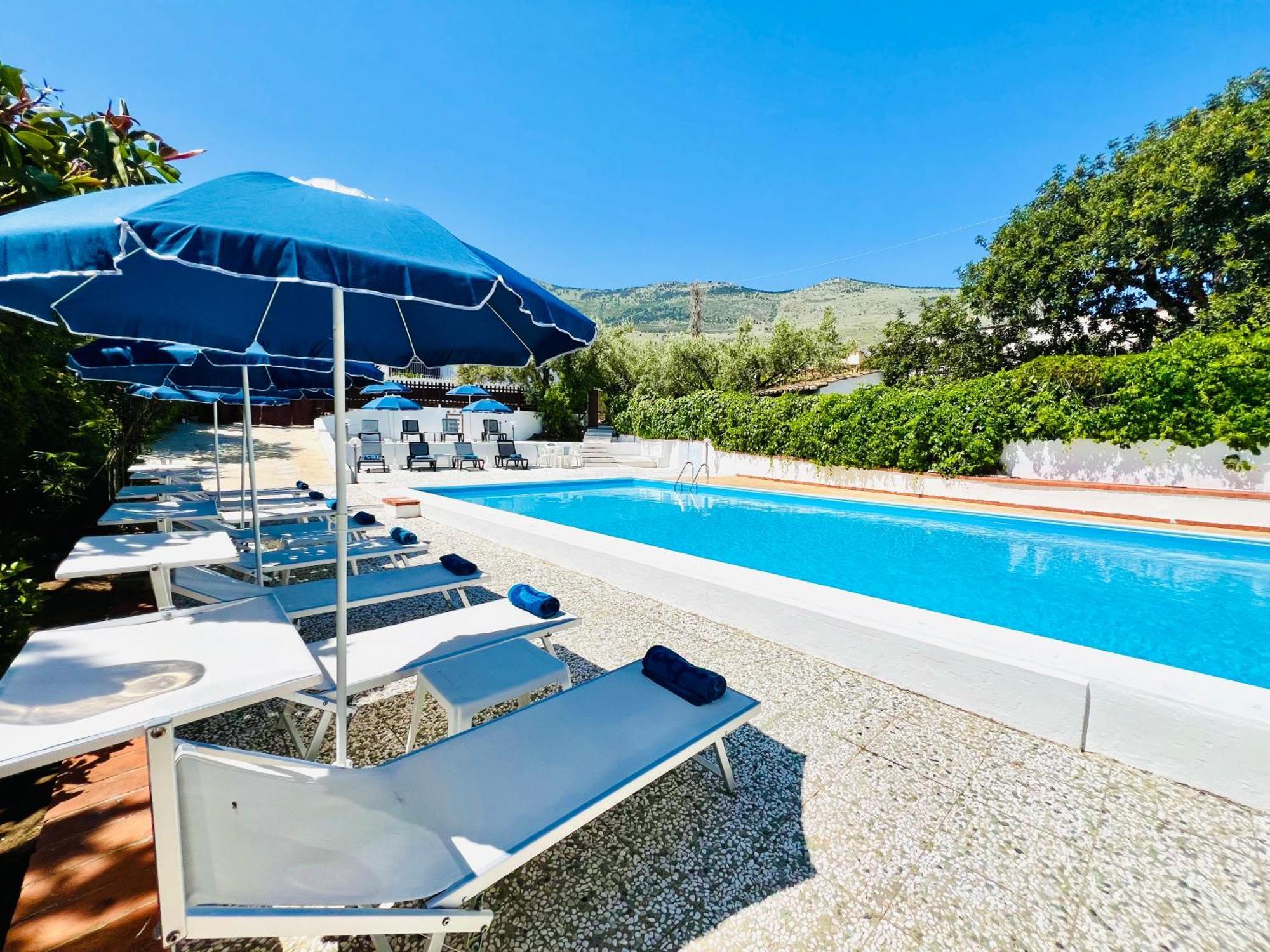 קאריני Villa Giada מראה חיצוני תמונה