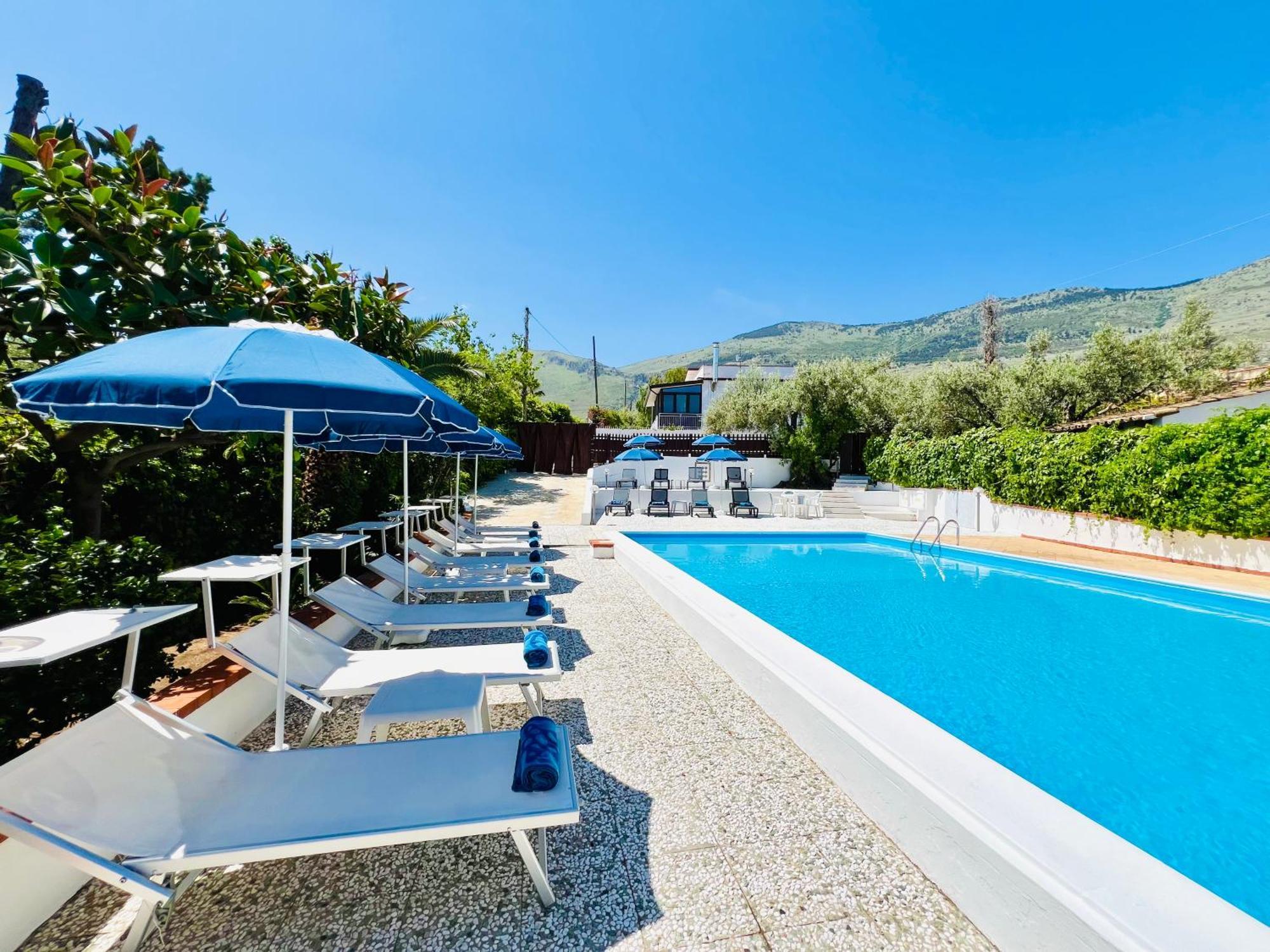קאריני Villa Giada מראה חיצוני תמונה