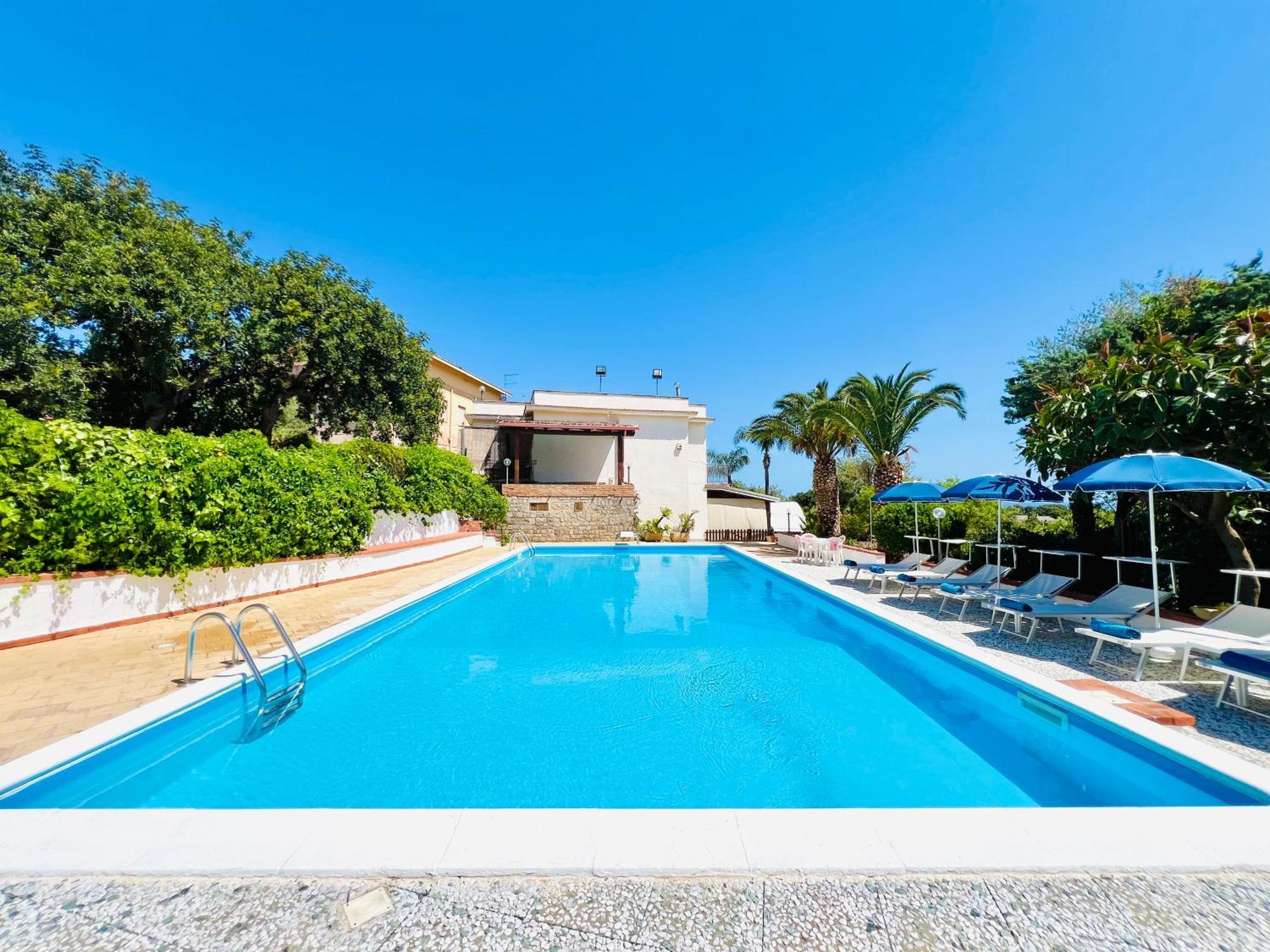 קאריני Villa Giada מראה חיצוני תמונה